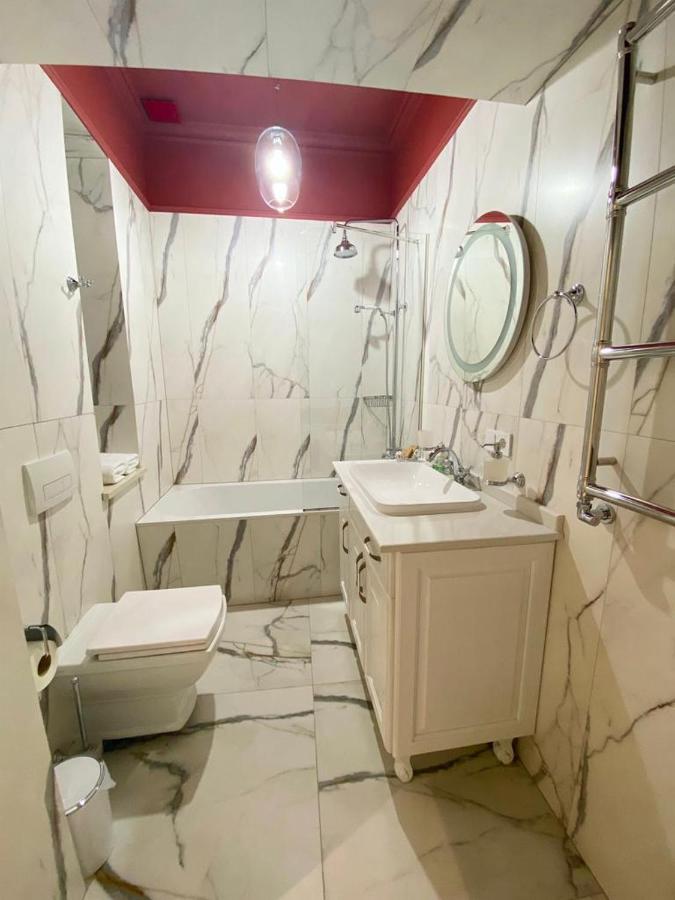 Grand De Luxe Residence リヴィウ エクステリア 写真