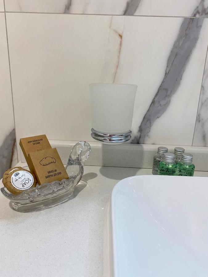 Grand De Luxe Residence リヴィウ エクステリア 写真