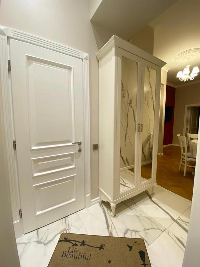 Grand De Luxe Residence リヴィウ エクステリア 写真