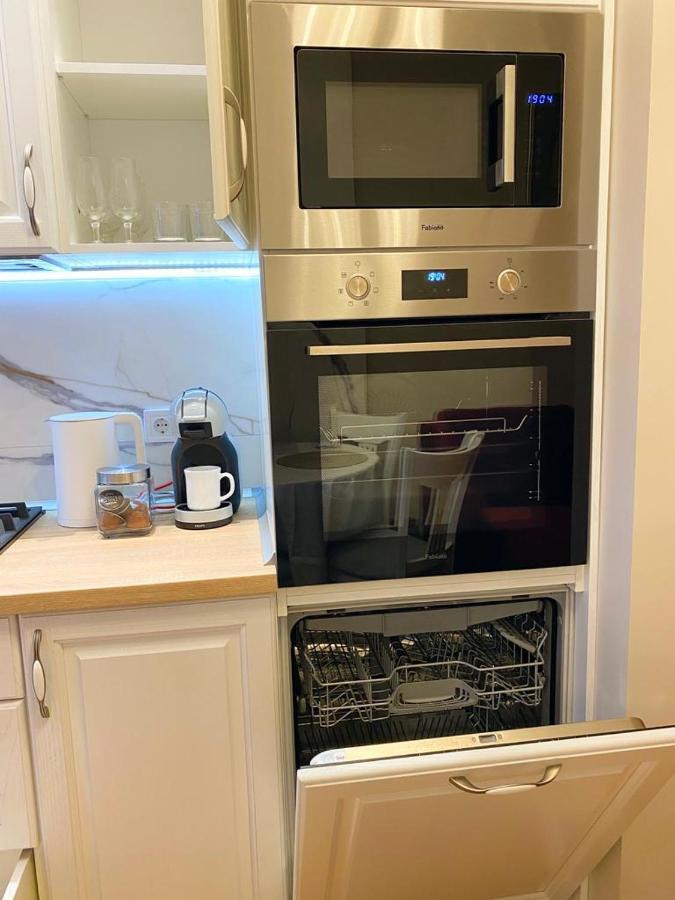 Grand De Luxe Residence リヴィウ エクステリア 写真